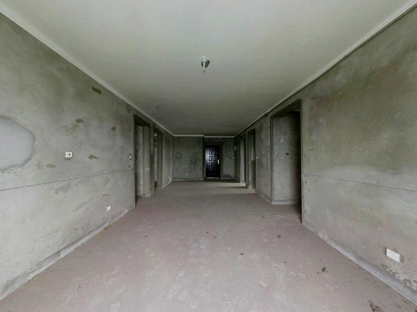 保利香槟国际 3室2厅2卫 148m&sup2;