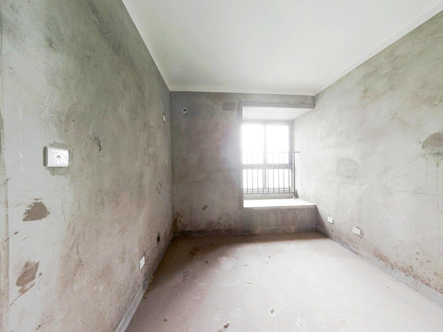 保利香槟国际 3室2厅2卫 148m&sup2;
