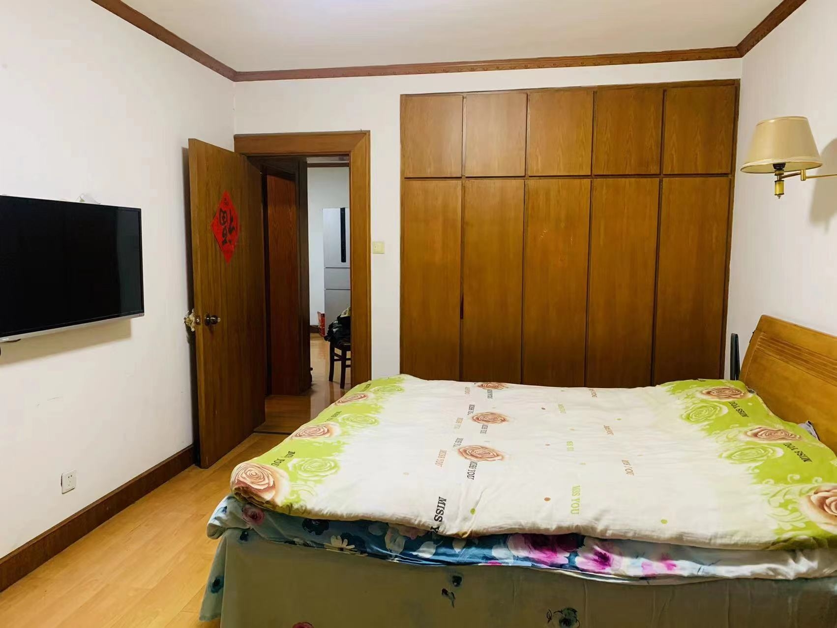 华威园 3室2厅1卫 100m&sup2;