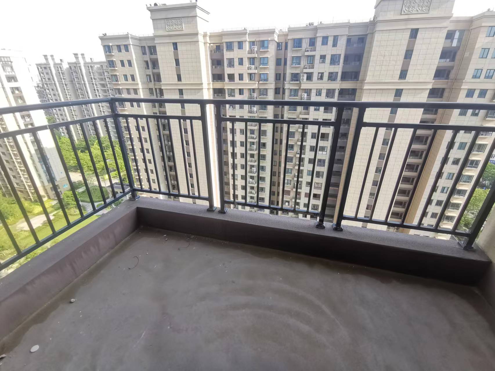 皇家花园北区 3室2厅1卫 120m&sup2;
