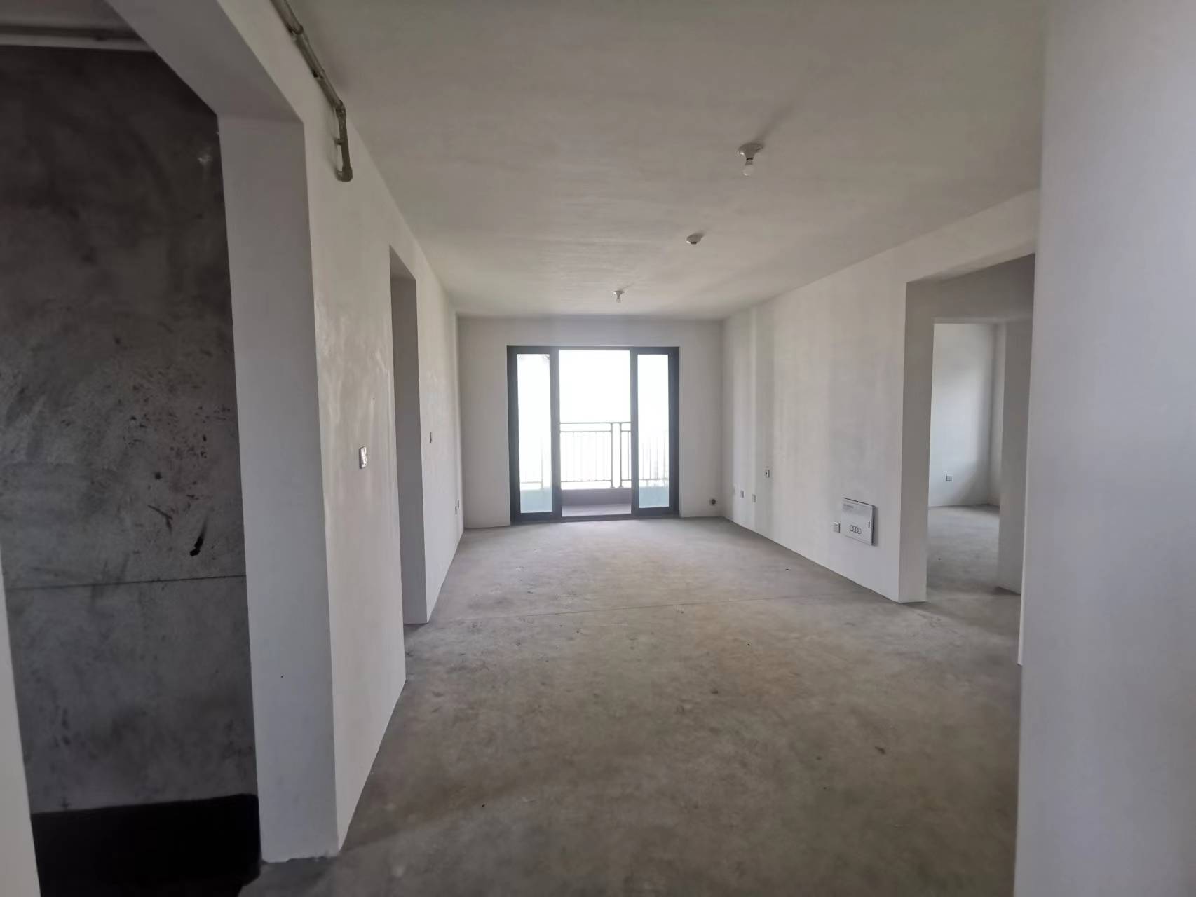 皇家花园北区 3室2厅1卫 120m&sup2;