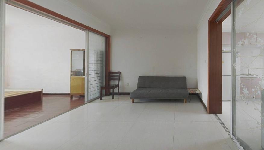 春天花园 2室1厅1卫 76.88m&sup2;