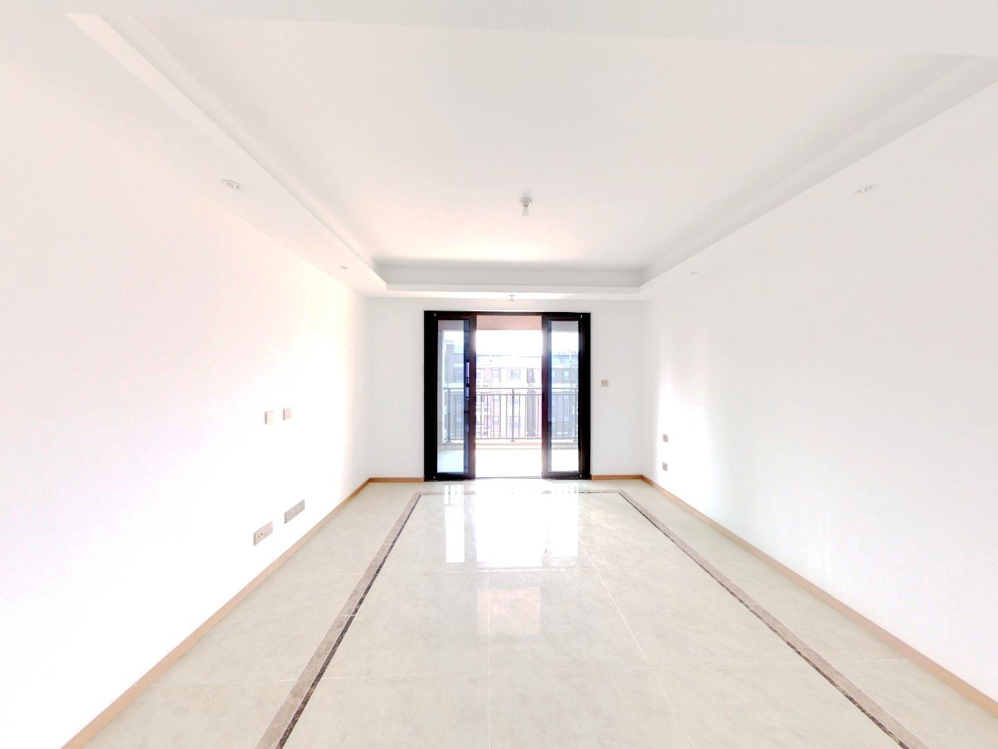 林肯公园 4室2厅2卫 122m&sup2;