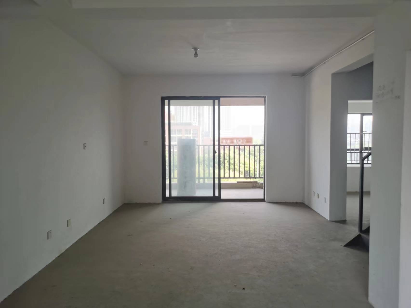 盛和九里香堤二期 4室2厅2卫 183.00m&sup2;
