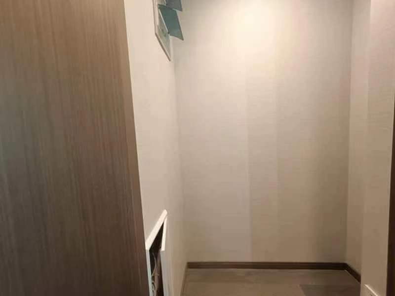 绿城&middot;晓风印月 3室2厅2卫 130m&sup2;
