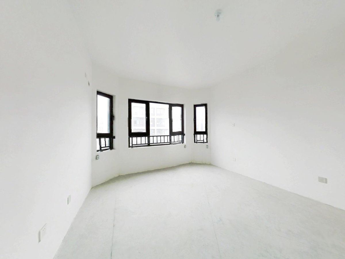 盛和九里香堤 3室2厅2卫 138.5m&sup2;