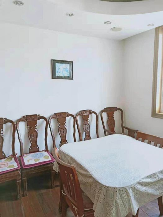 天安花园 3室2厅2卫 152m&sup2;
