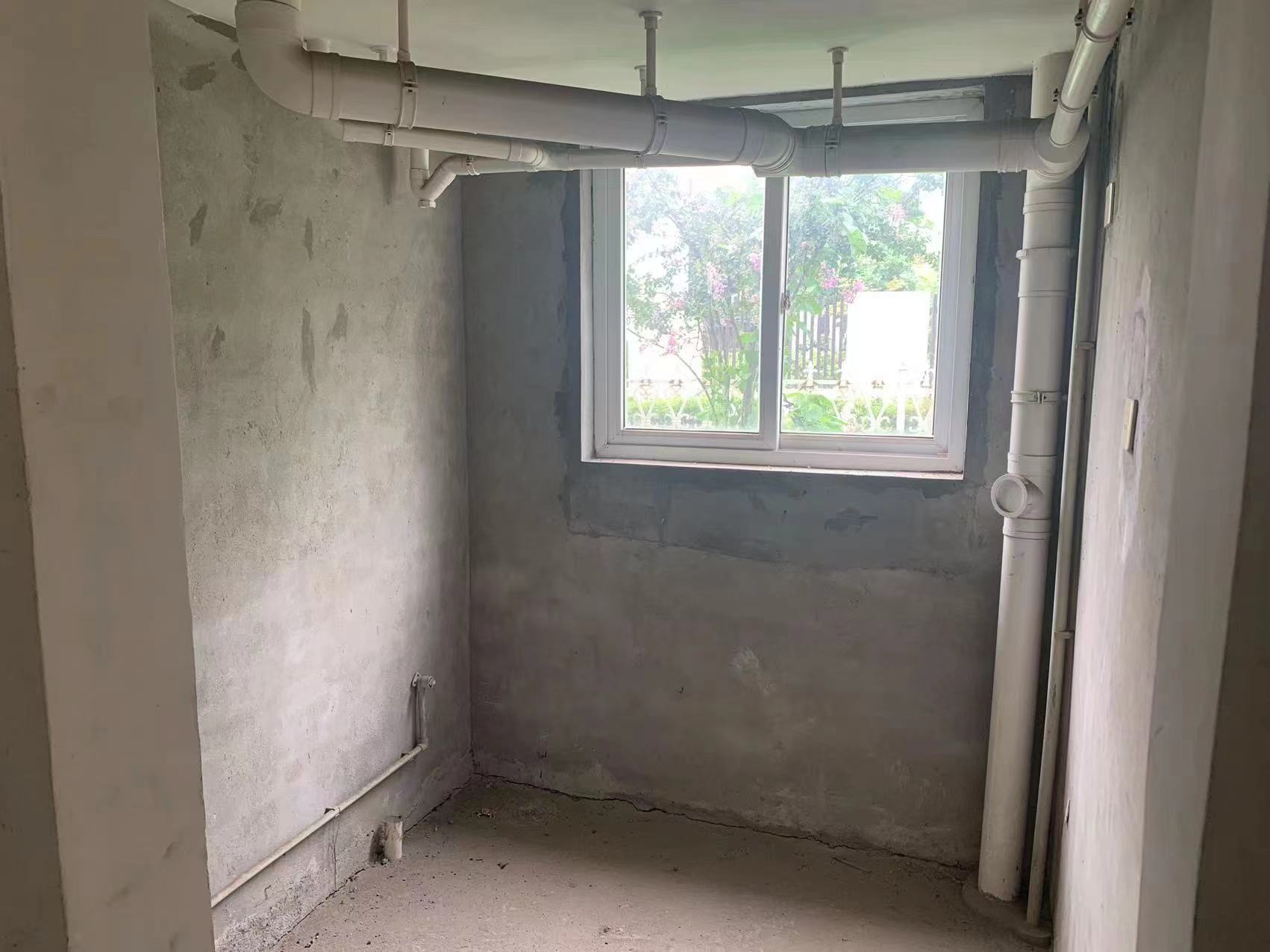 旭日山庄 4室2厅3卫 250.00m&sup2;