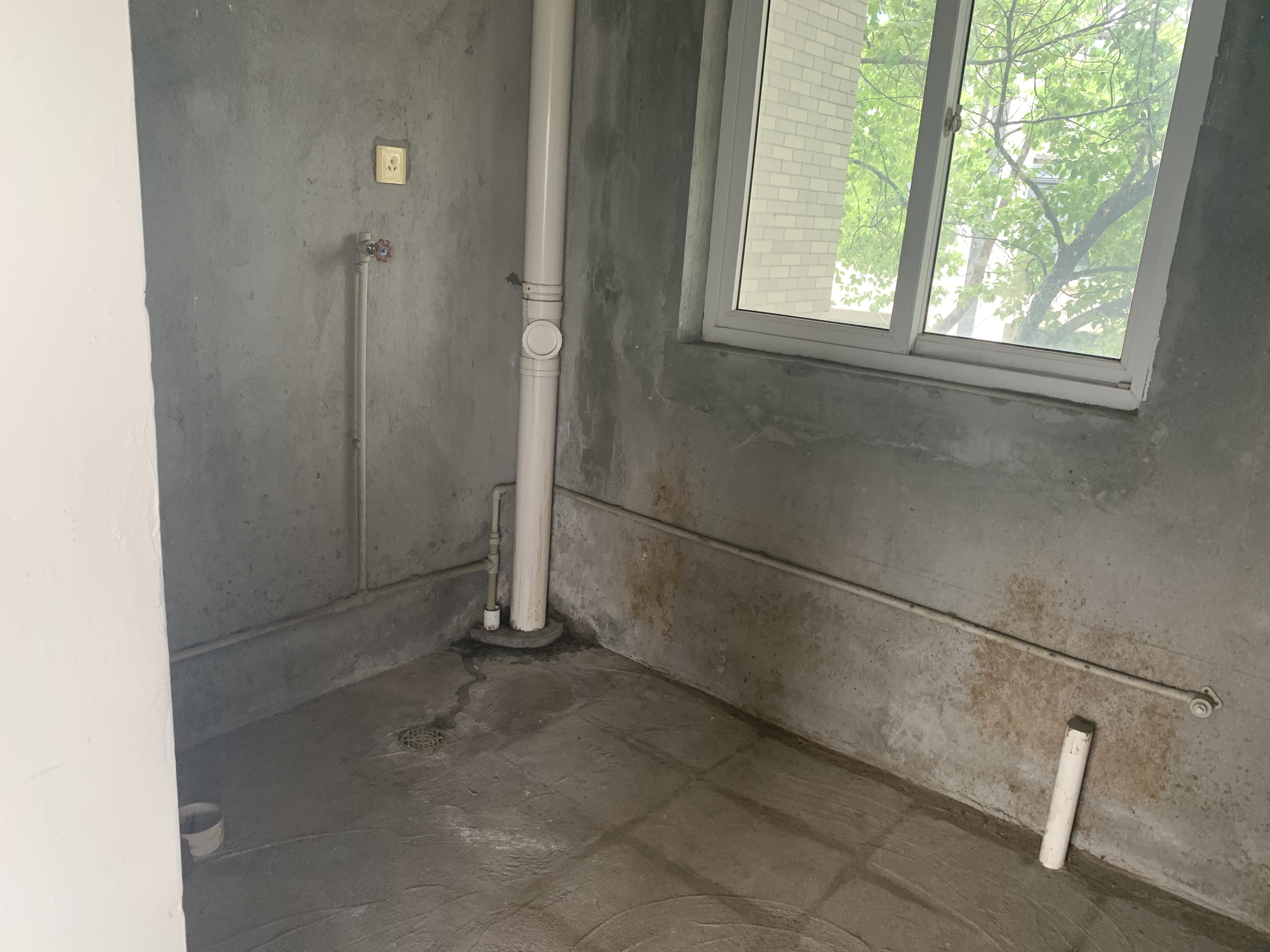 旭日山庄 4室2厅3卫 250.00m&sup2;