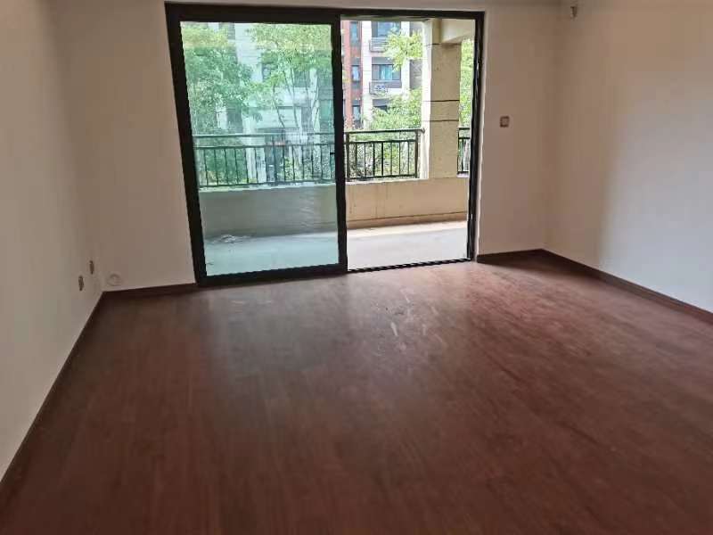 万科白鹭郡 3室2厅2卫 129.74m&sup2;