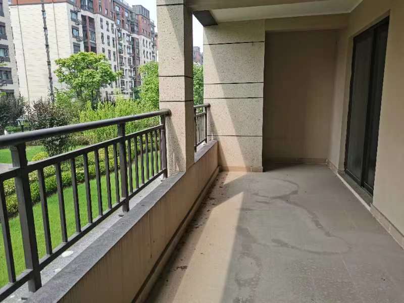 万科白鹭郡 3室2厅2卫 129.74m&sup2;