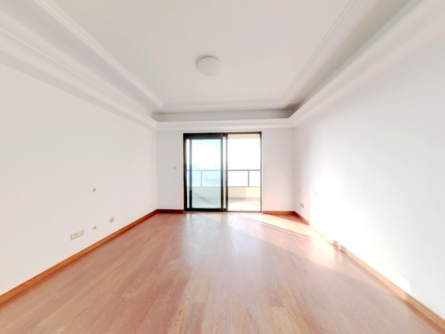 雍华府 4室2厅2卫 136.00m&sup2;