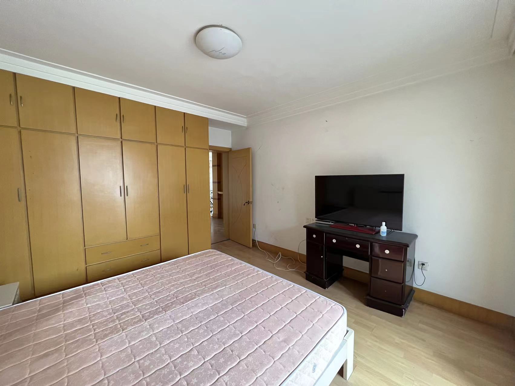 黎明花园 2室2厅1卫 93.25m&sup2;