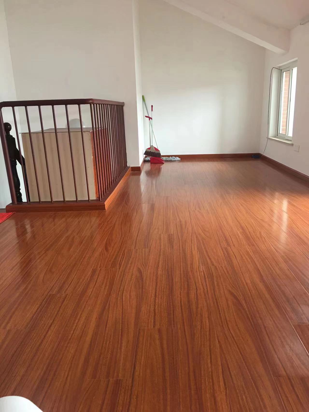 秦灶新村北区 2室1厅1卫 90m&sup2;
