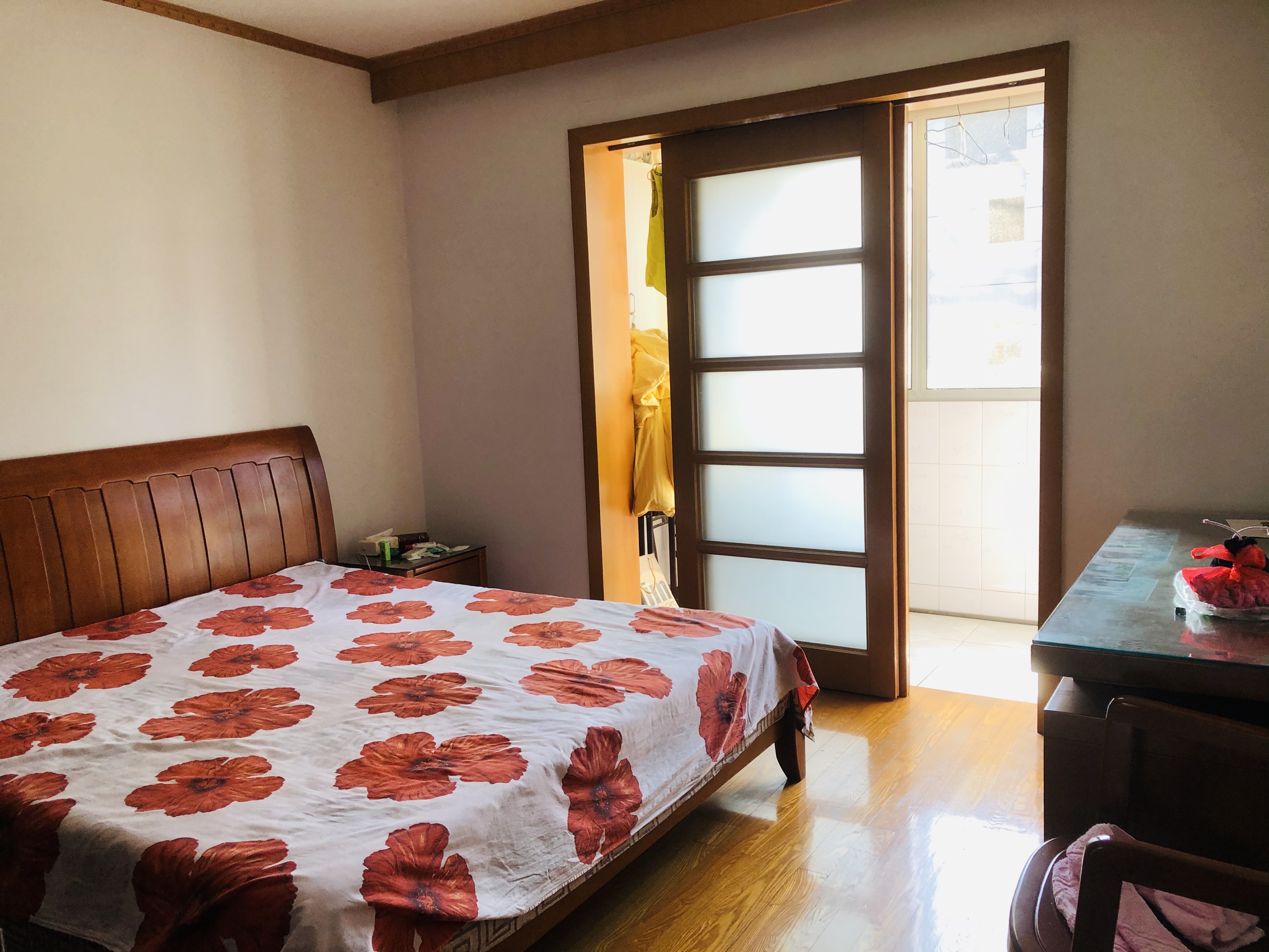 文峰路17号 3室2厅2卫 179.59m&sup2;