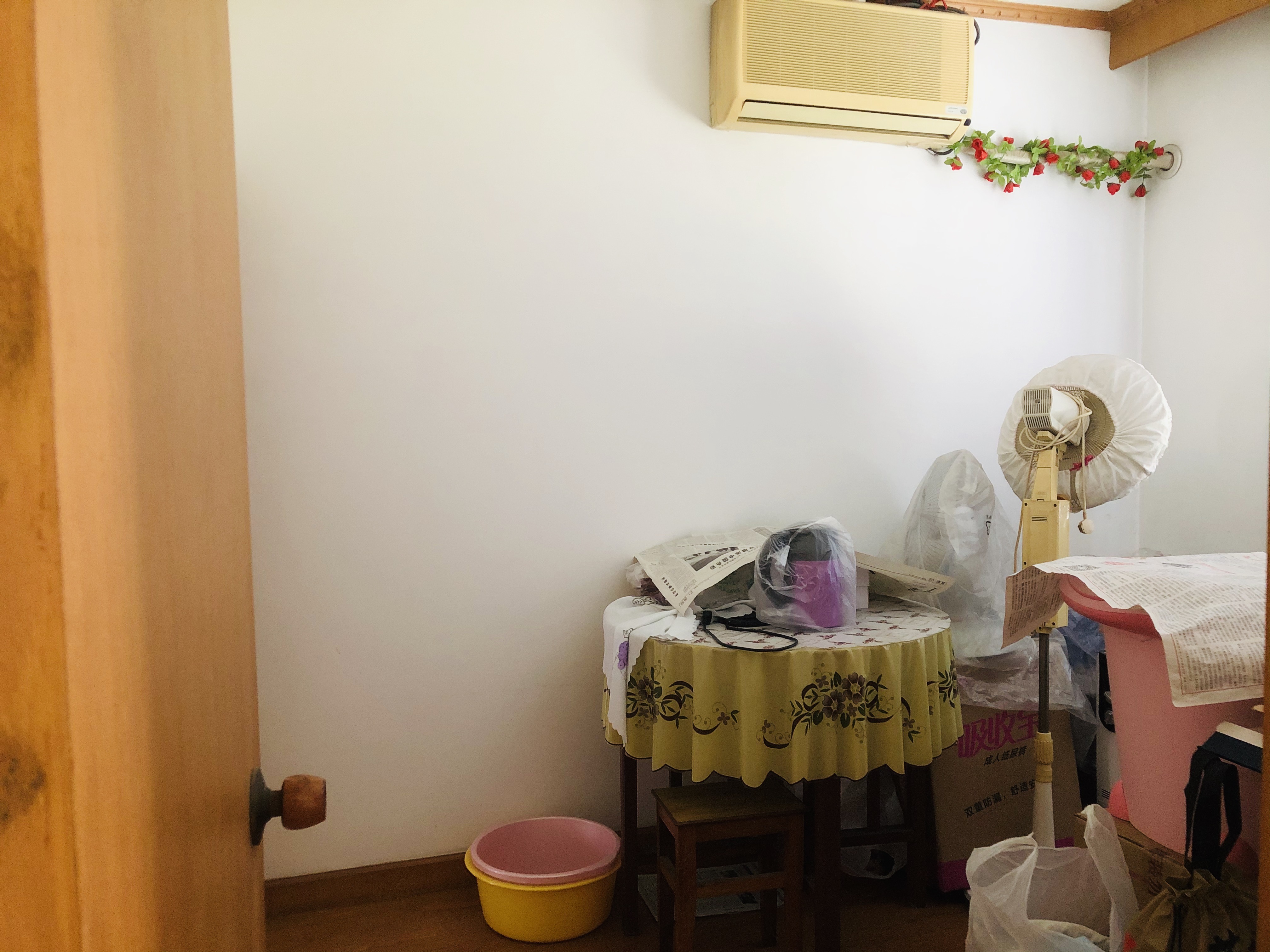 文峰路17号 3室2厅2卫 179.59m&sup2;