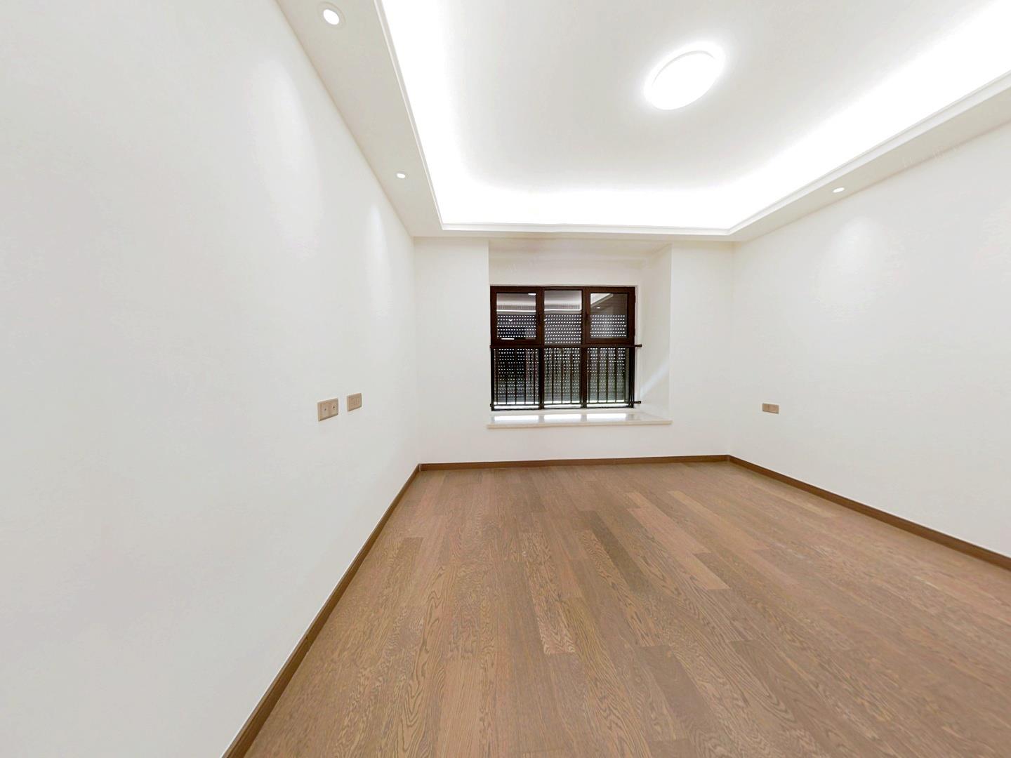 中海上东区 3室2厅2卫 125m&sup2;