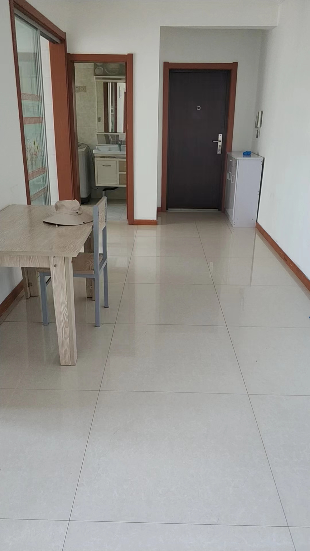 学士府 3室2厅1卫 107m&sup2;