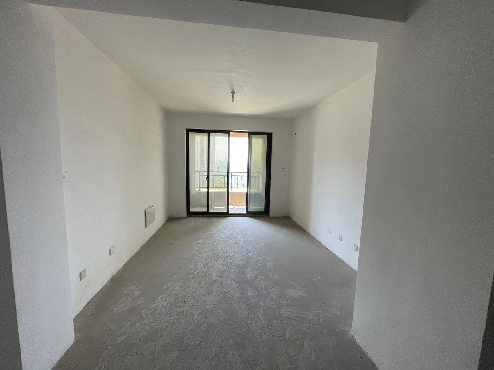 华强城 2室2厅1卫 86m&sup2;
