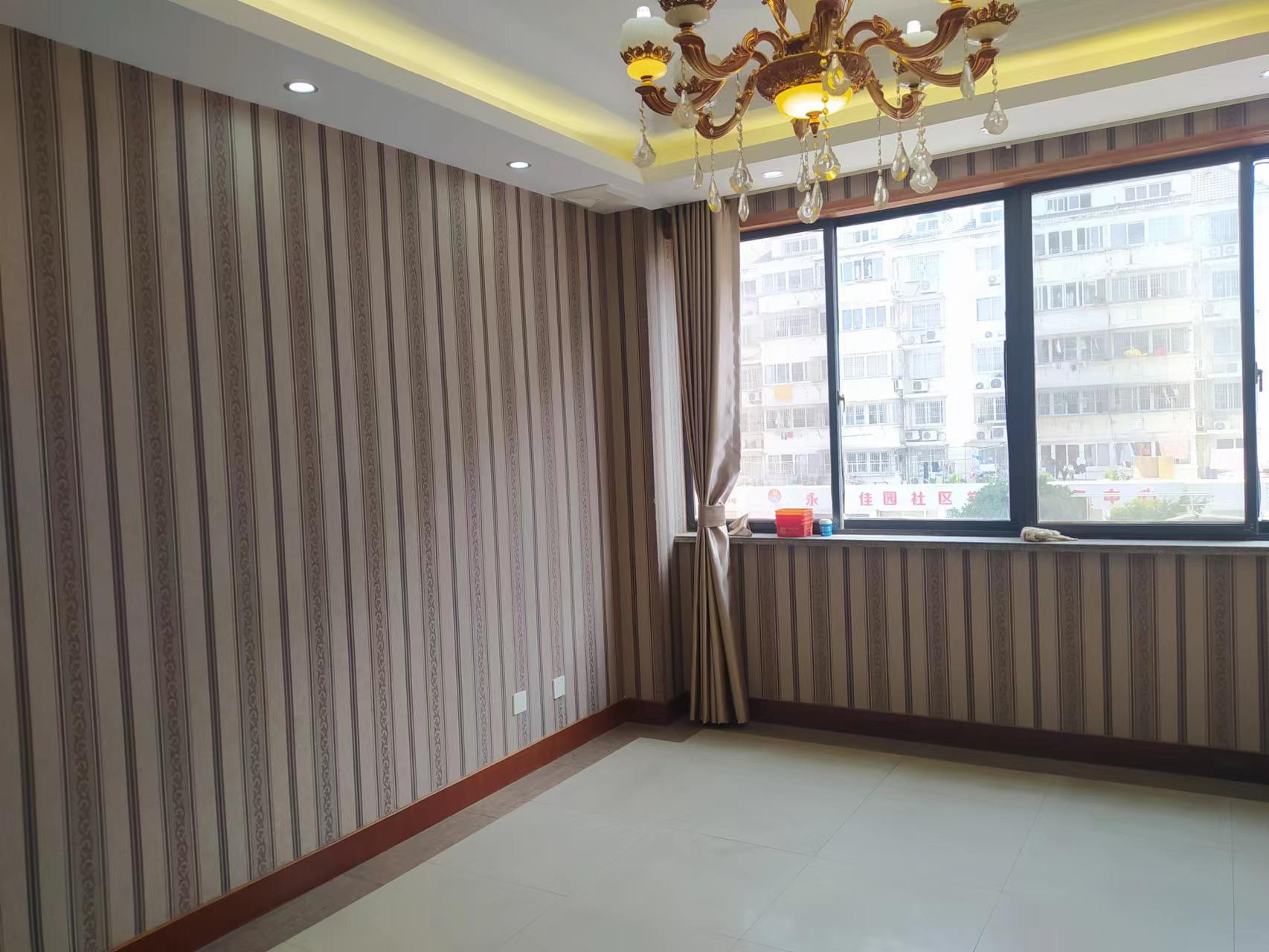 永兴佳园 3室1厅1卫 190m&sup2;