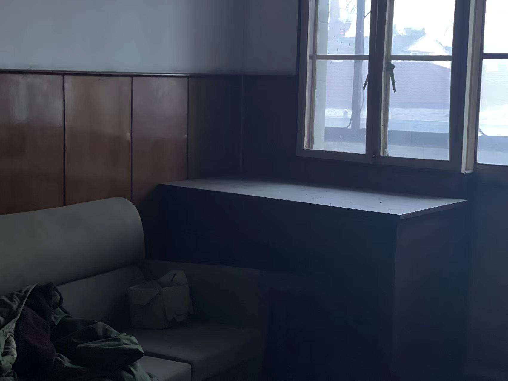 虹桥南村 3室1厅1卫 96m&sup2;
