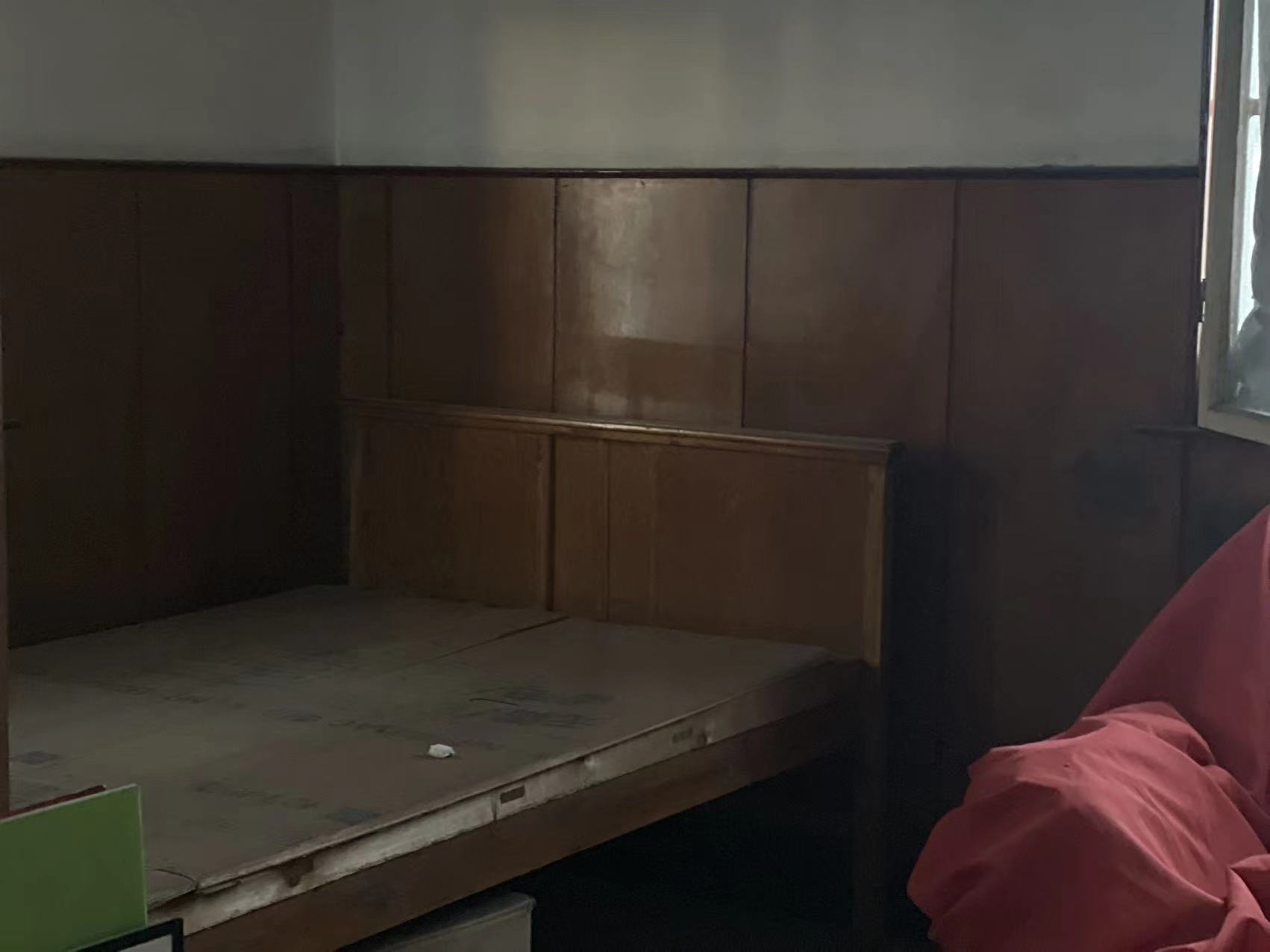 虹桥南村 3室1厅1卫 96m&sup2;