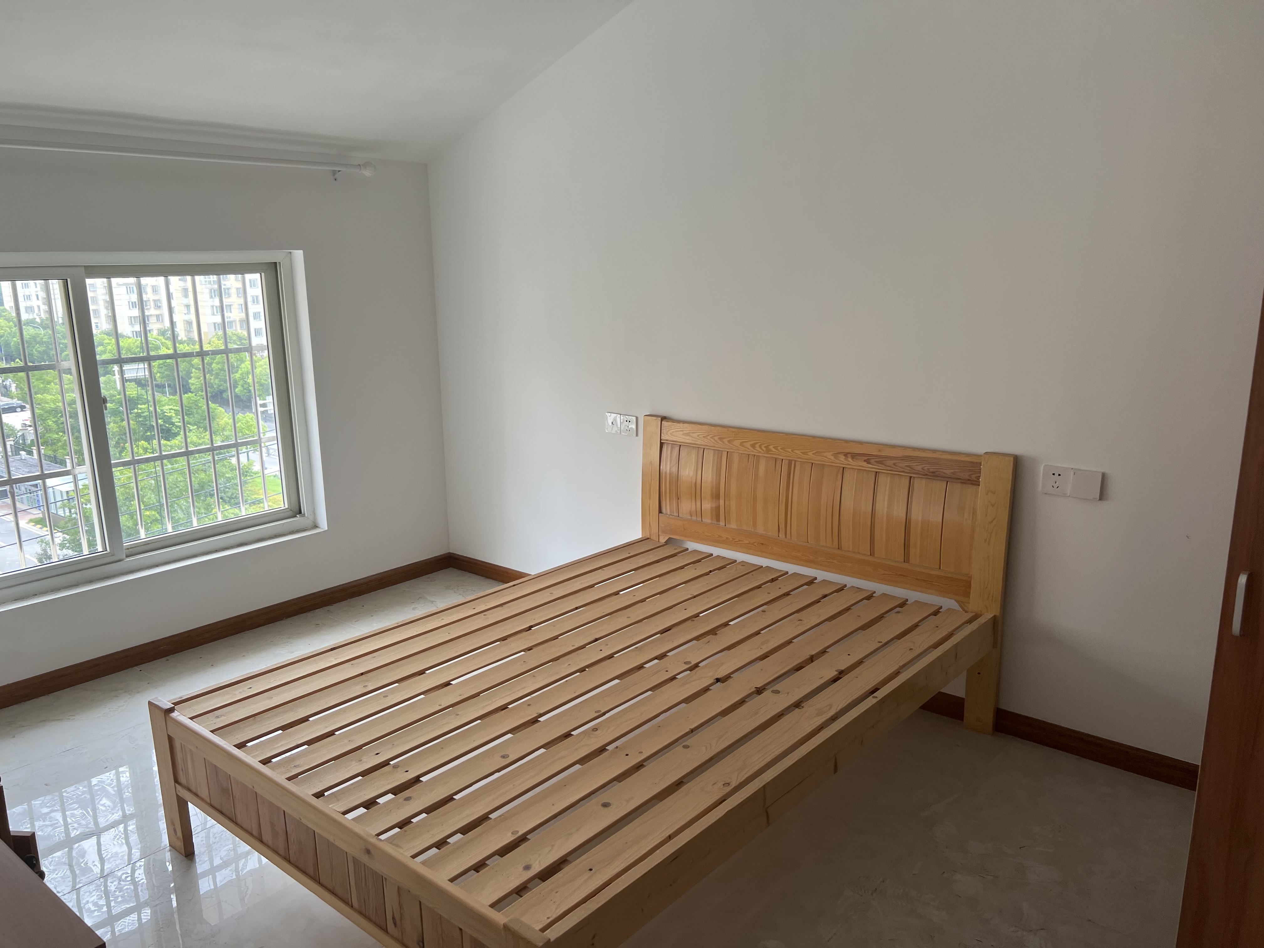 永兴佳园二期 9室2厅2卫 143.00m²