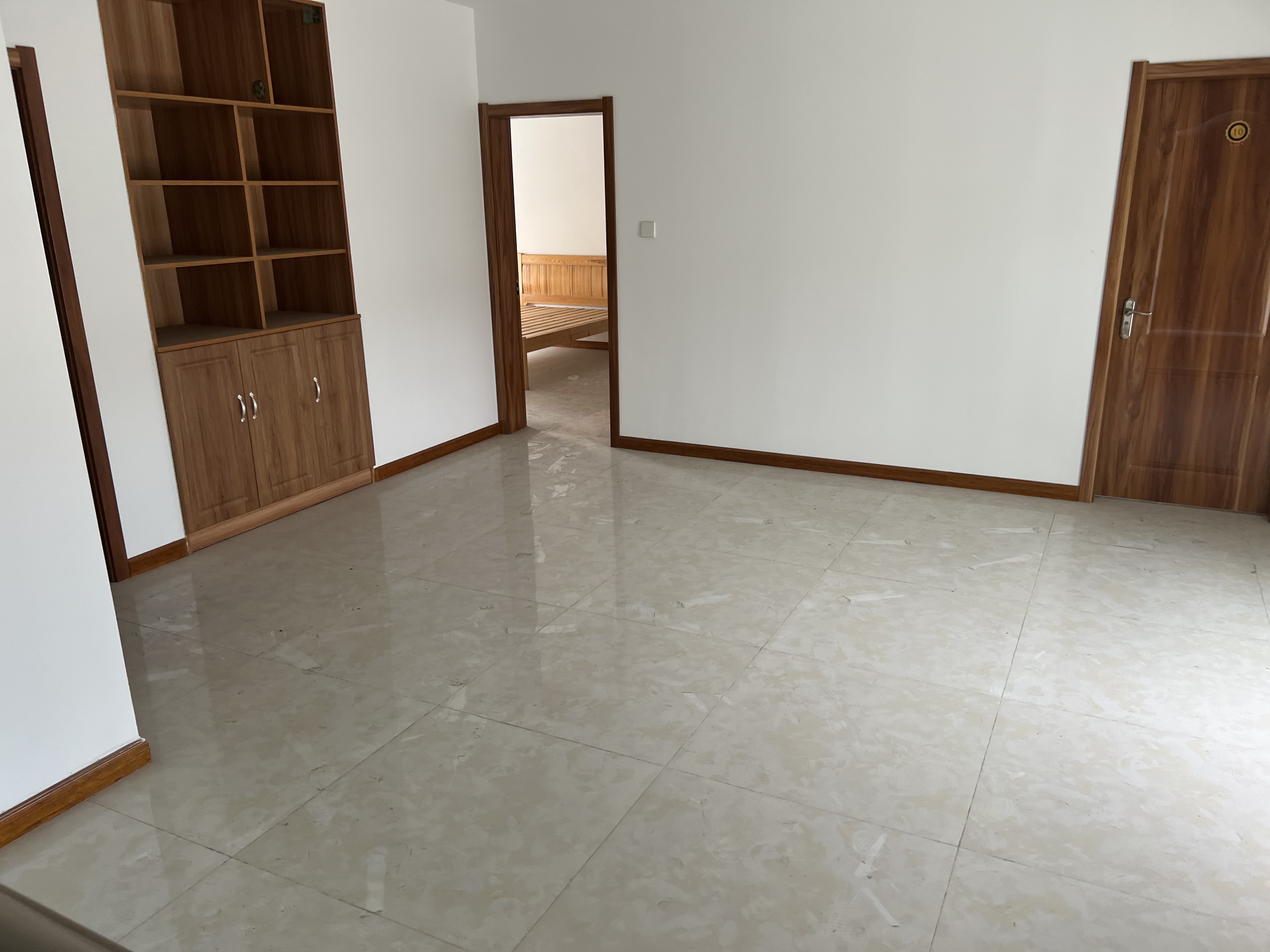 永兴佳园二期 9室2厅2卫 143.00m²