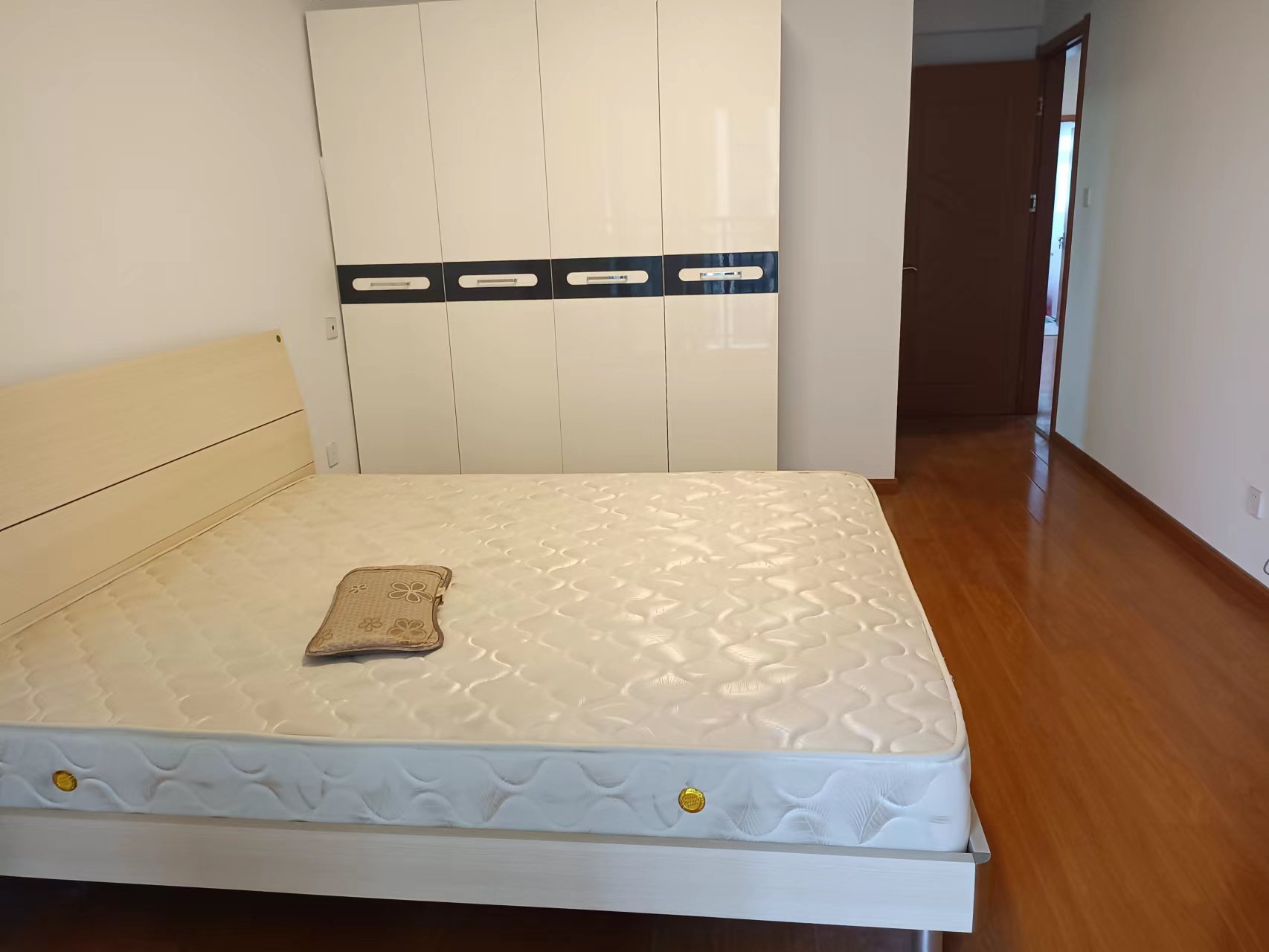 南山国际社区 3室0厅0卫 133.00m&sup2;