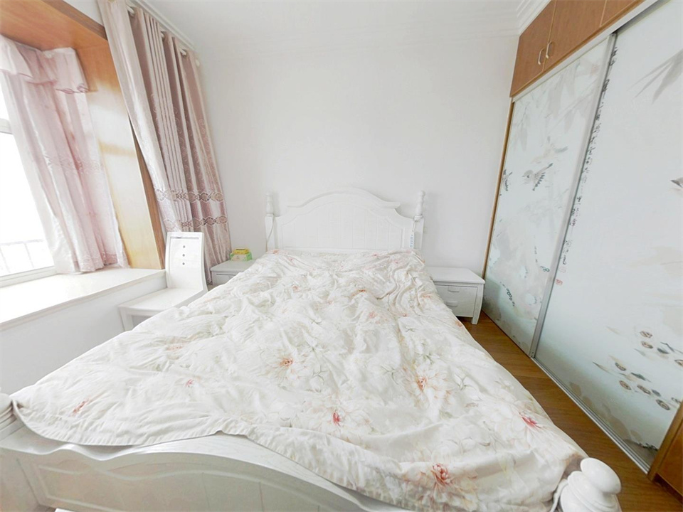 晏园南岸 3室2厅2卫 163m&sup2;