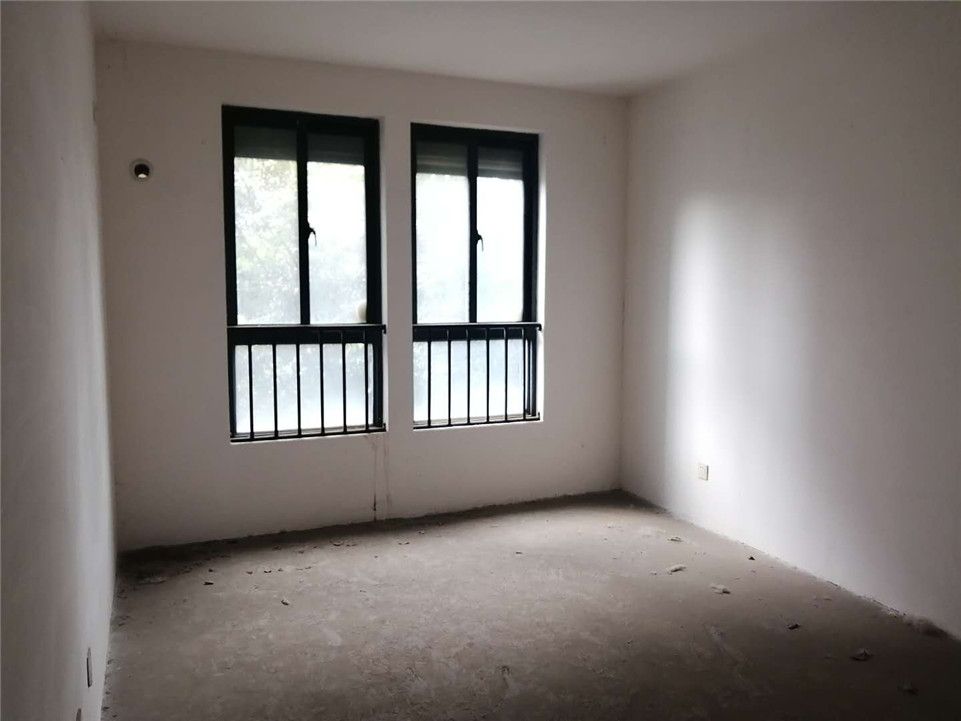友谊嘉御龙庭 4室2厅2卫 220m&sup2;