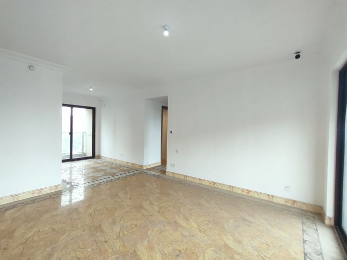 南通碧桂园翡翠华府 3室2厅2卫 143.00m&sup2;