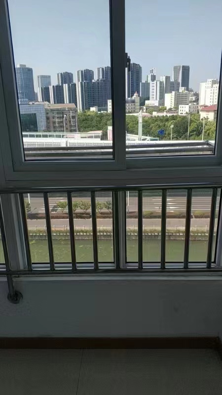 紫东花苑 2室1厅1卫 92m&sup2;