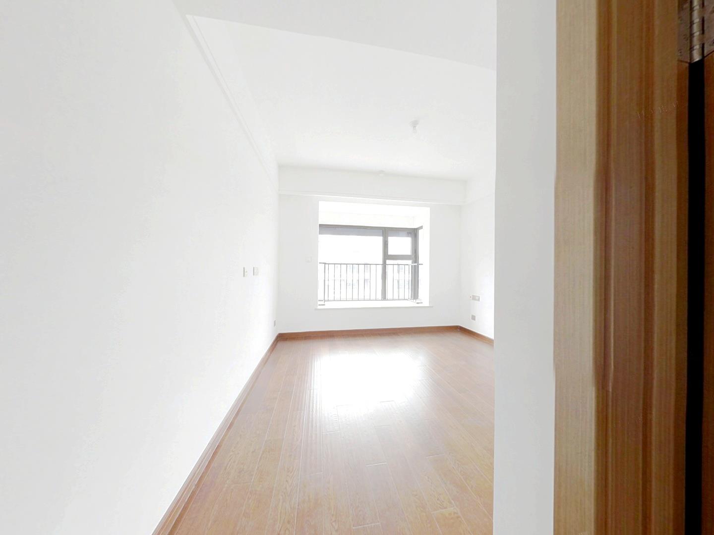 林肯公园 4室2厅2卫 123m&sup2;