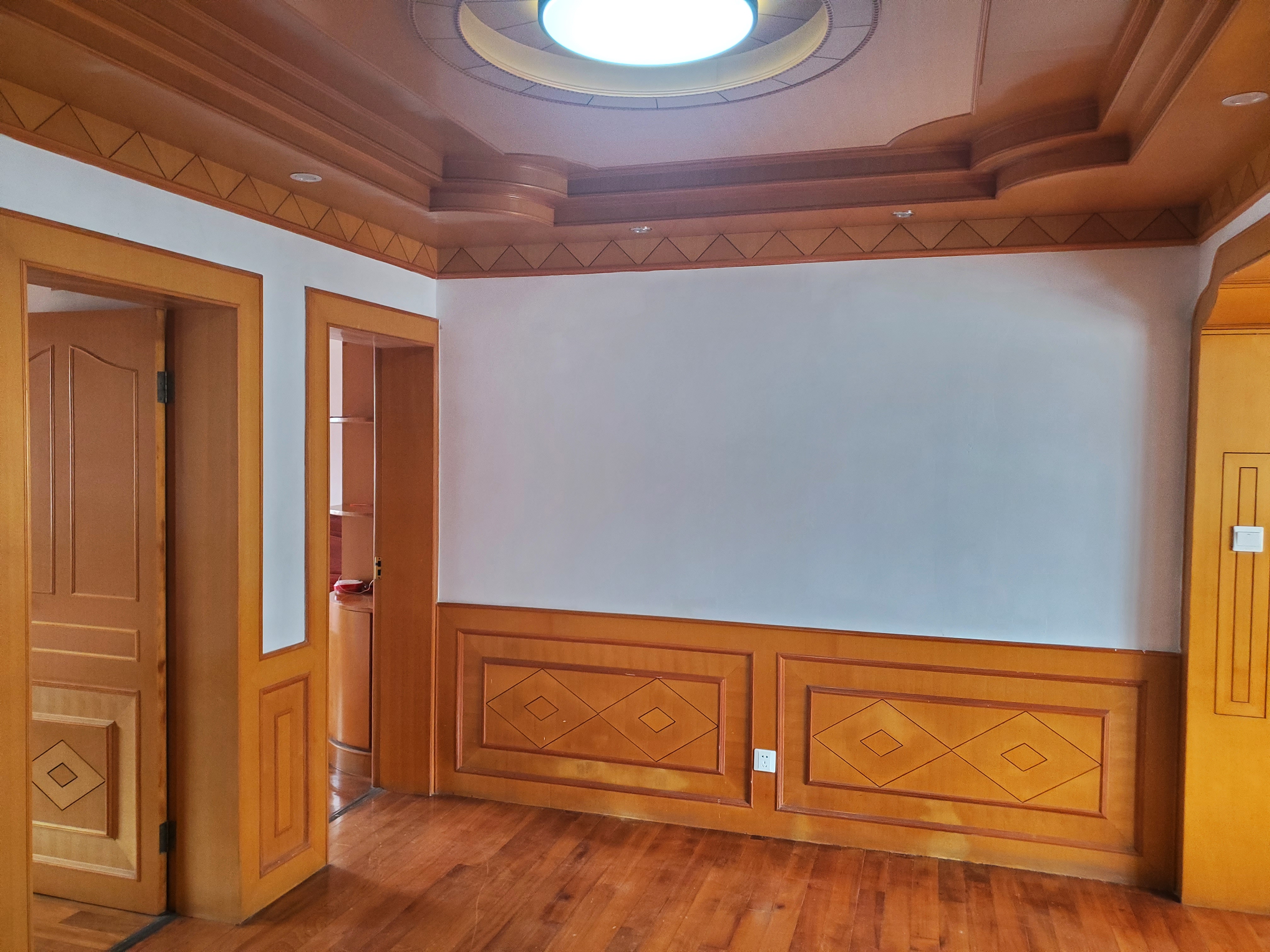 金鑫苑 3室2厅1卫 95m&sup2;