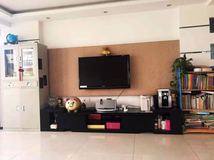 凤凰莱茵苑 4室2厅2卫 162m&sup2;