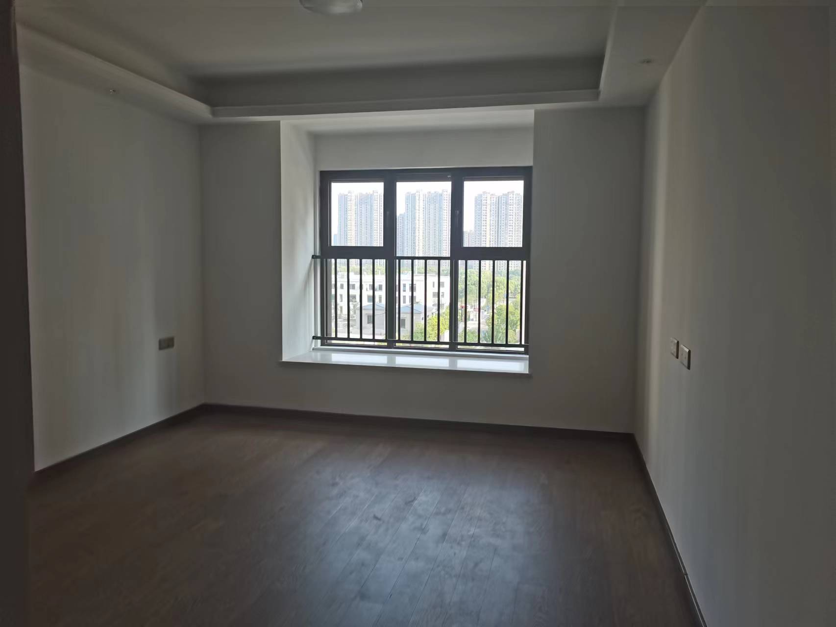 中海上东区 3室2厅1卫 125m&sup2;