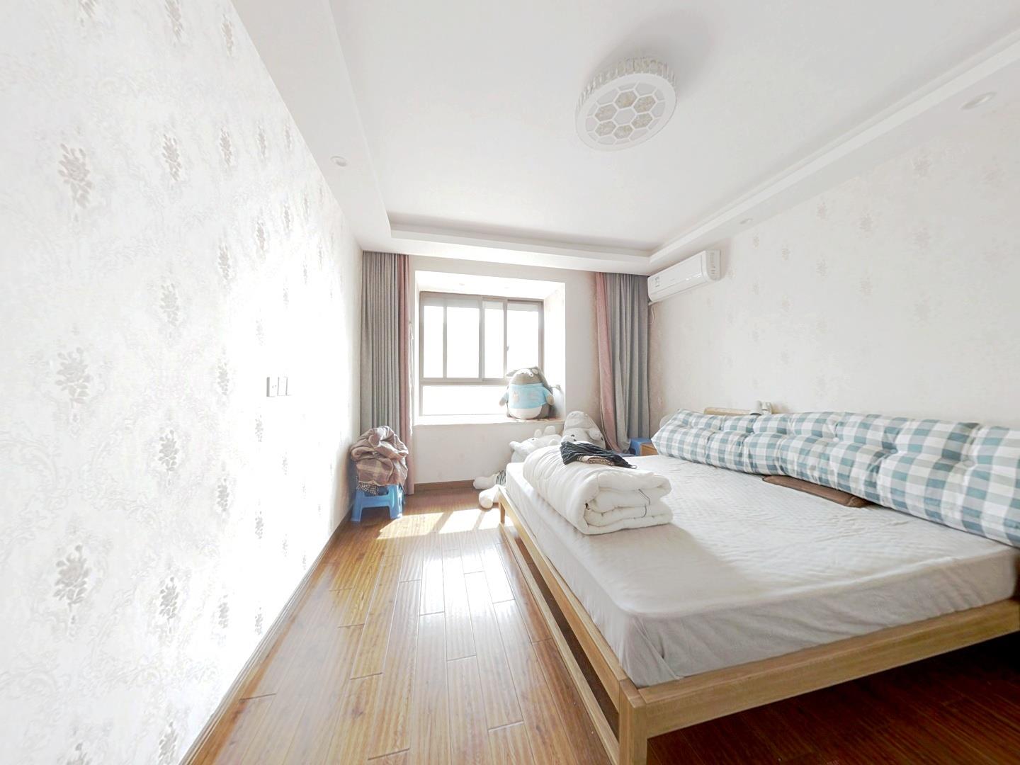 仁和景苑 4室2厅1卫 139.85m&sup2;