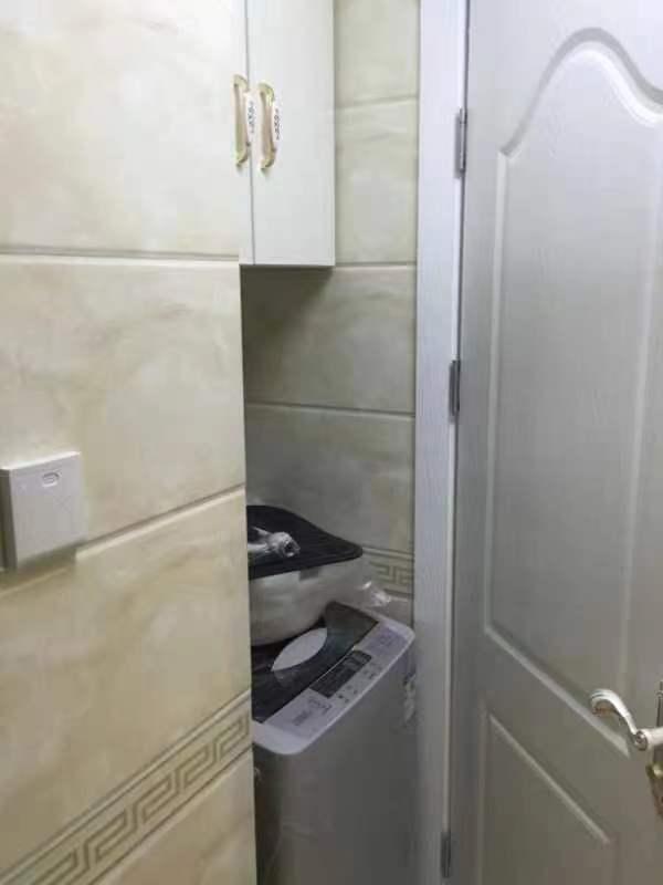 涌鑫八达通广场 1室1厅1卫 35m&sup2;