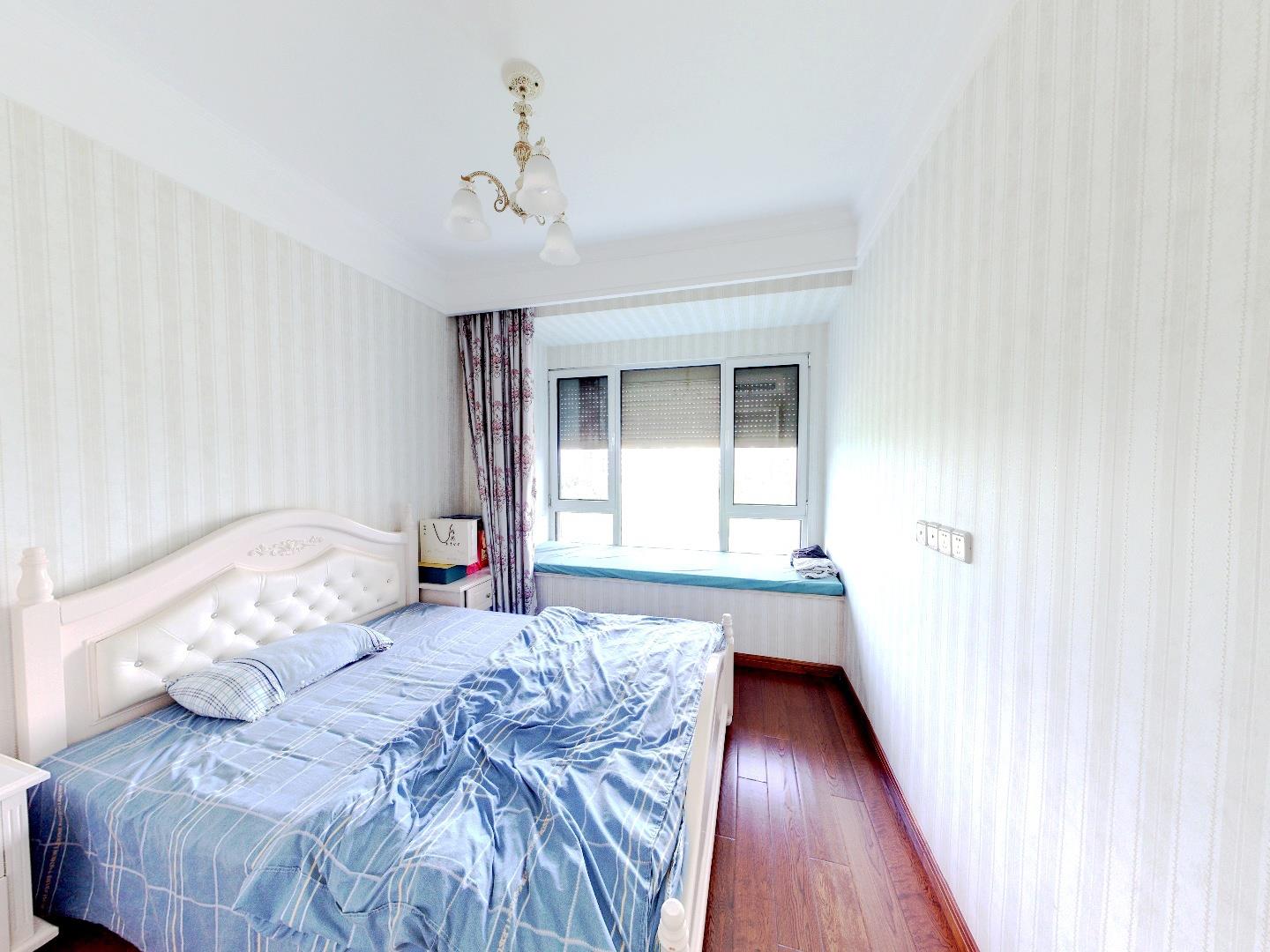 中南世纪花城三期 4室2厅2卫 173.89m&sup2;