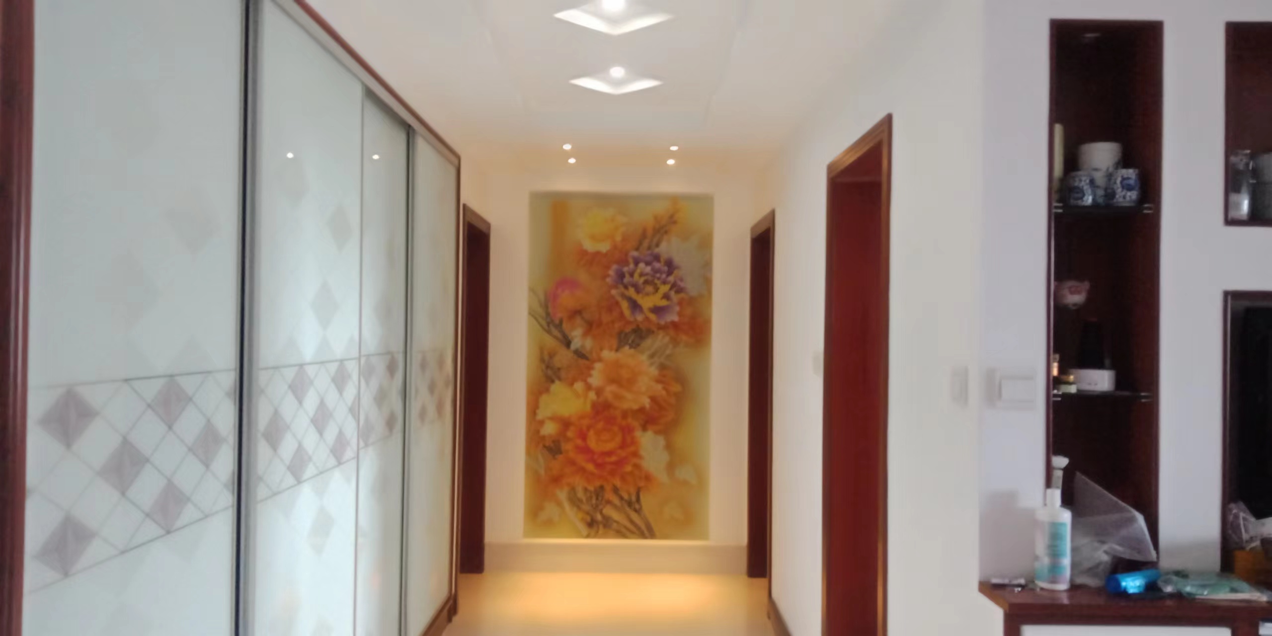 东昇花园 3室2厅1卫 137m&sup2;