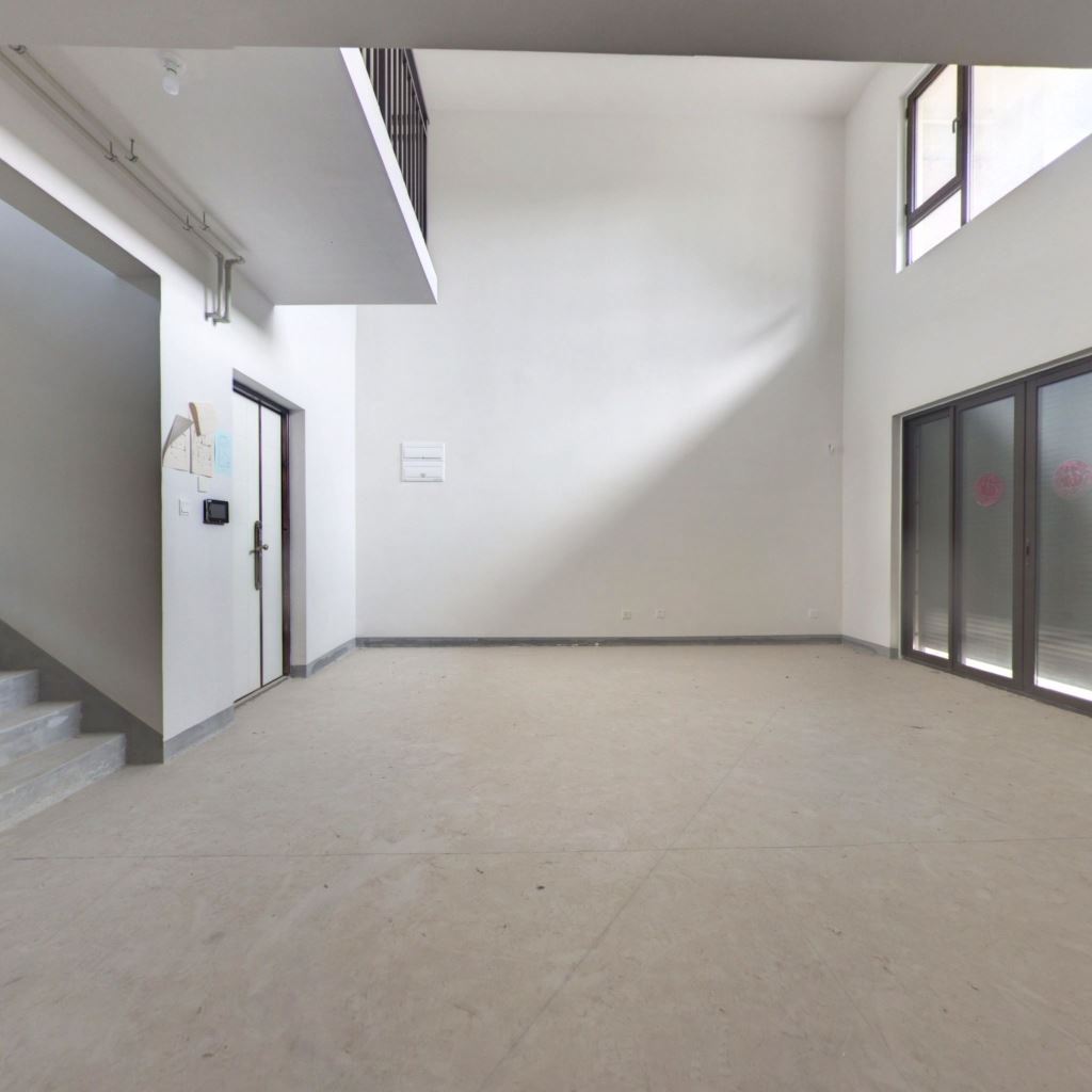 中海铂樾府 4室2厅3卫 297m&sup2;