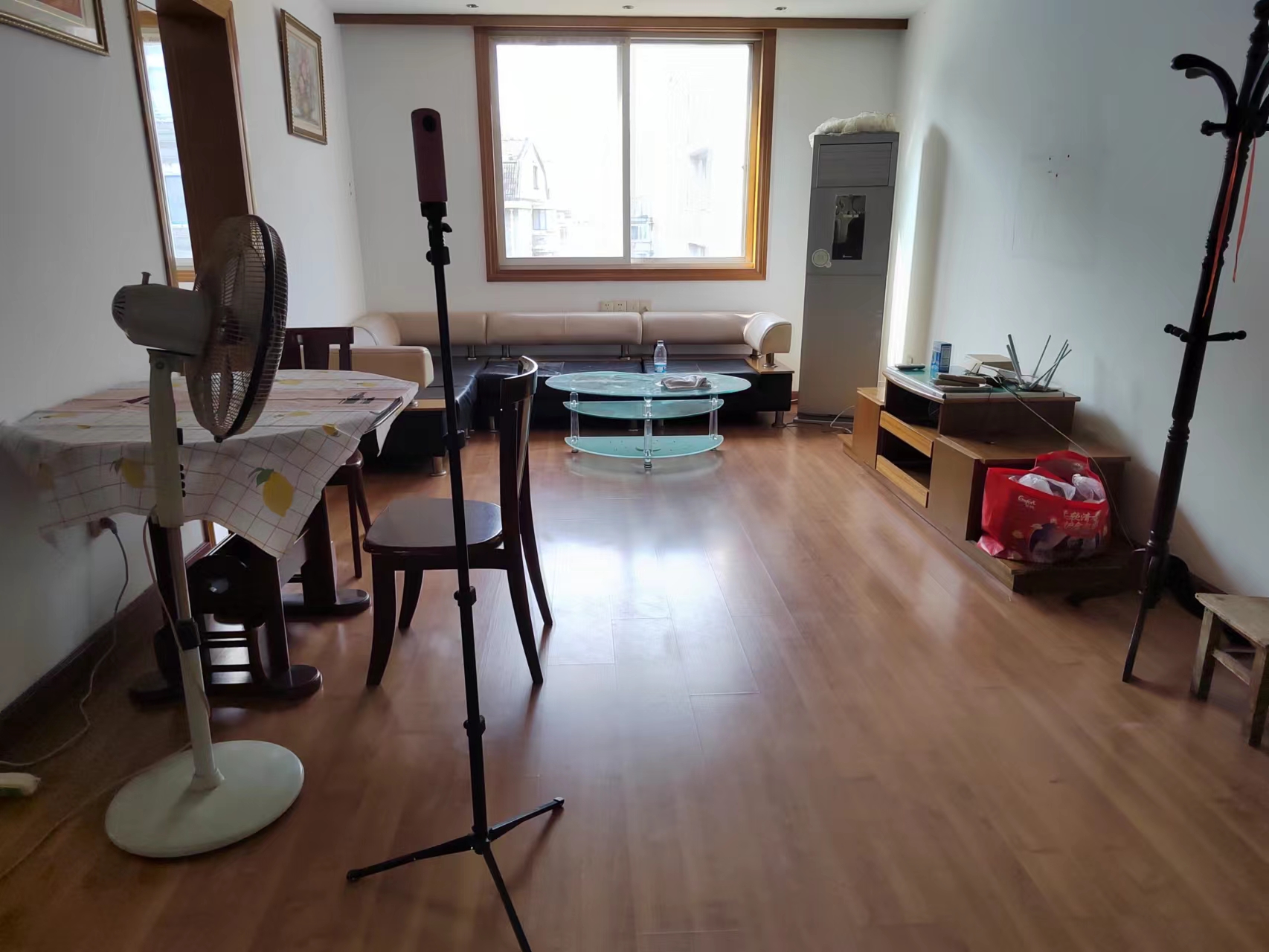 新建路新村 3室1厅1卫 90m&sup2;