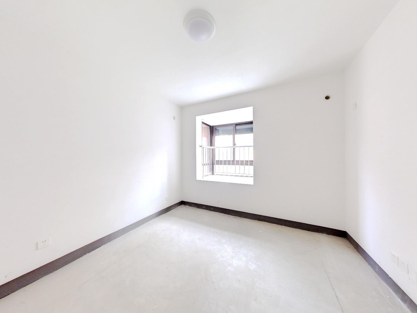 百花馨苑 3室1厅1卫 113m&sup2;