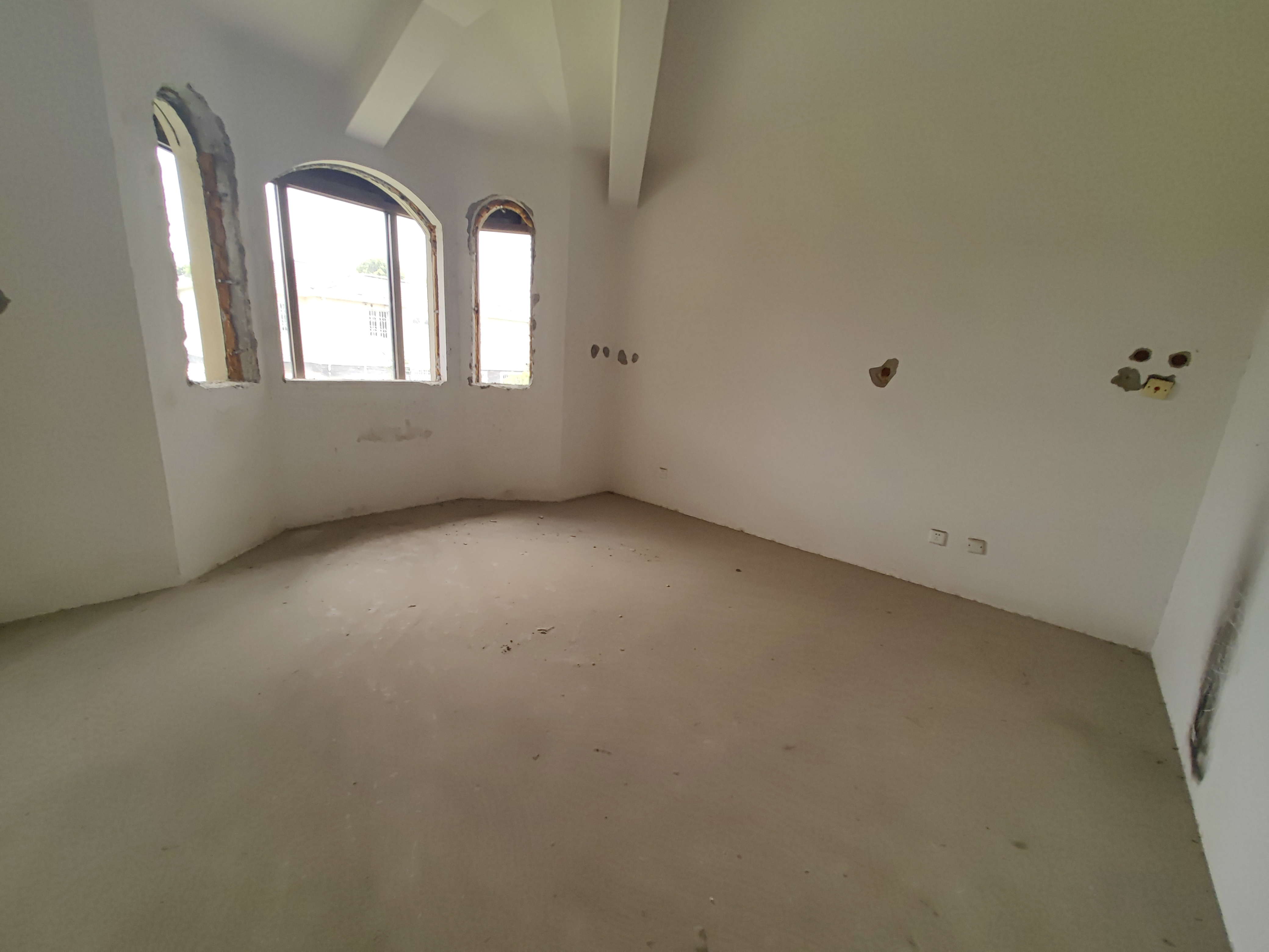 东郊庄园 4室4厅4卫 498m&sup2;