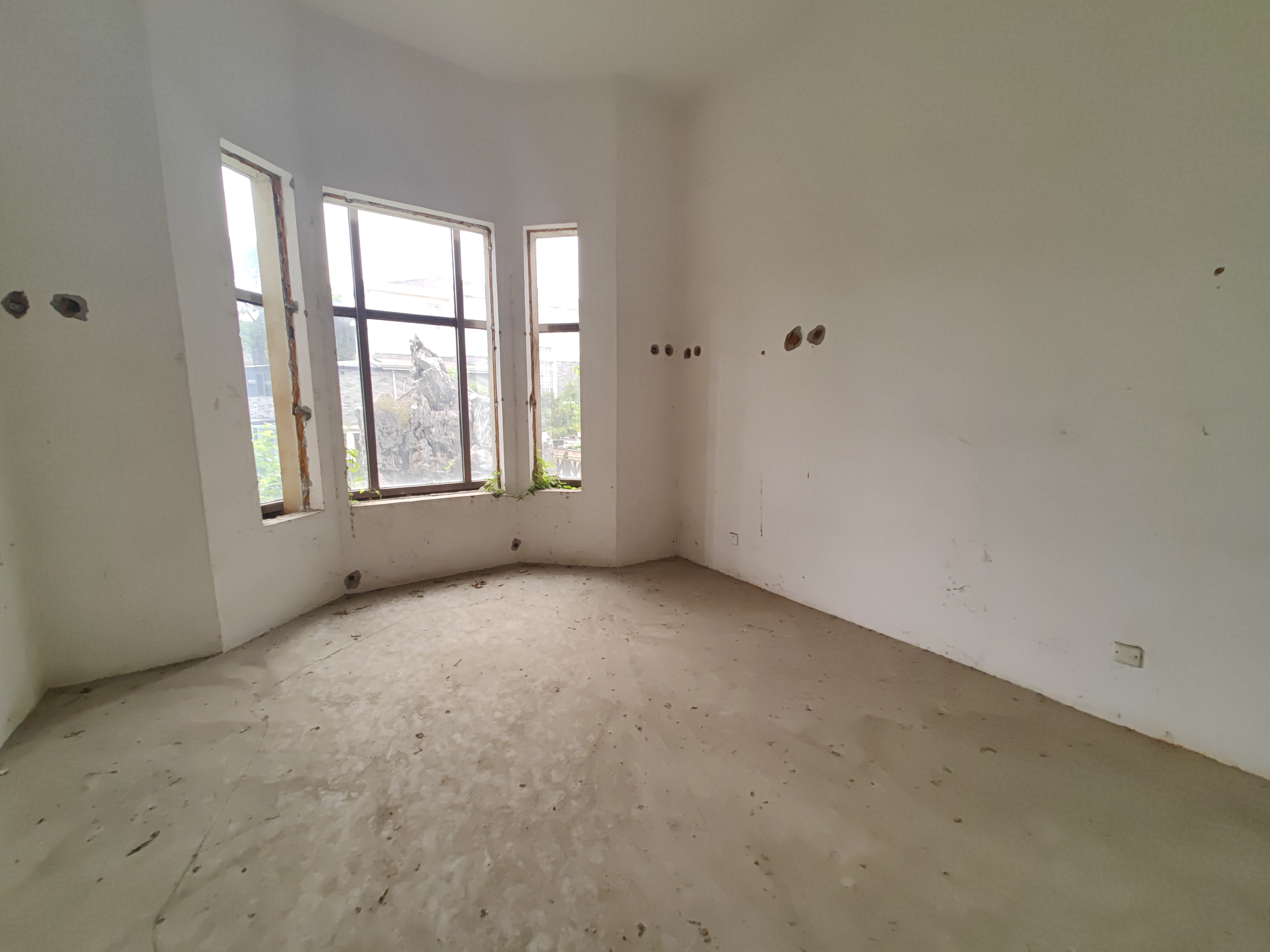 东郊庄园 4室4厅4卫 498m&sup2;