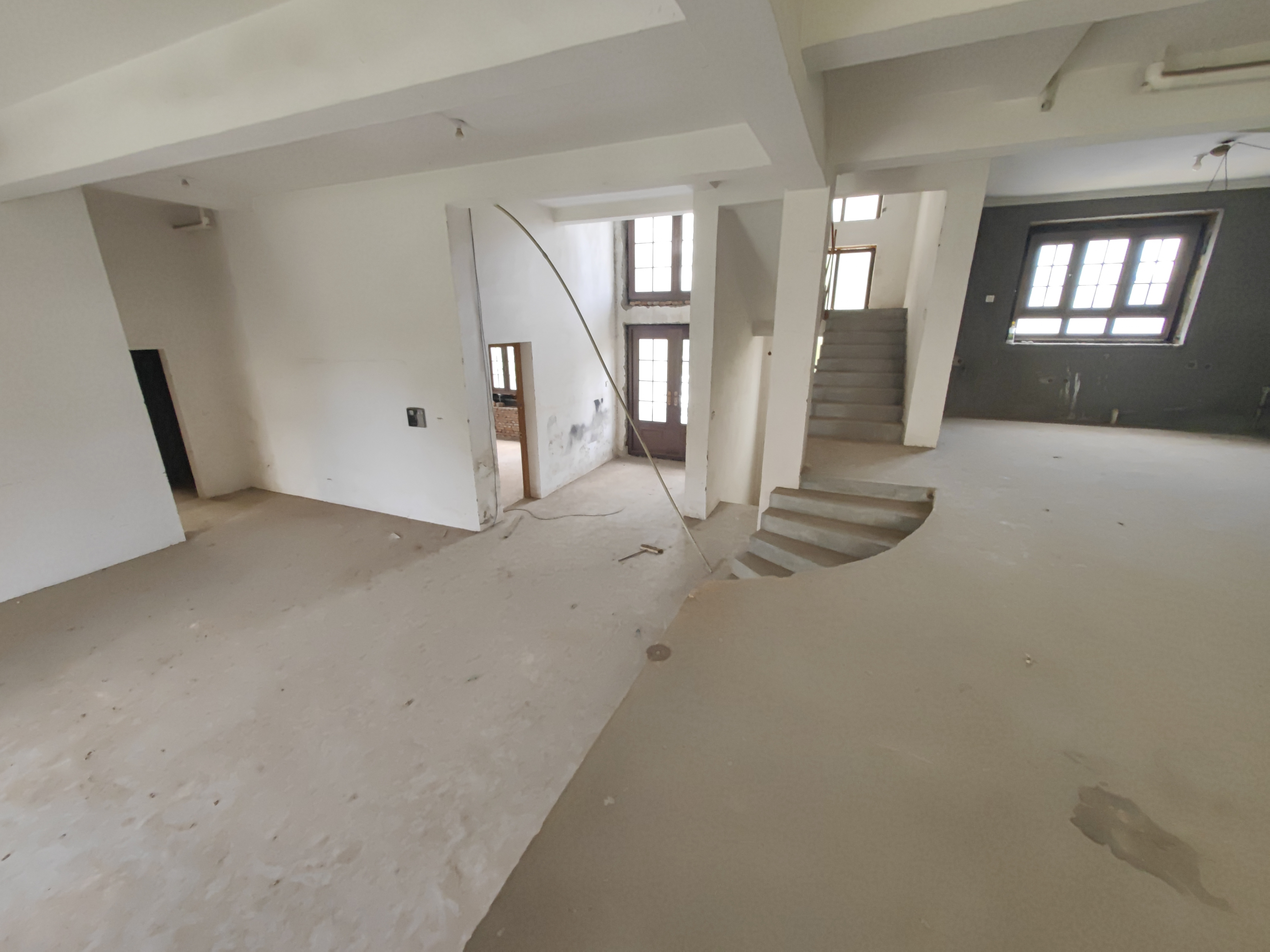 东郊庄园 4室4厅4卫 498m&sup2;
