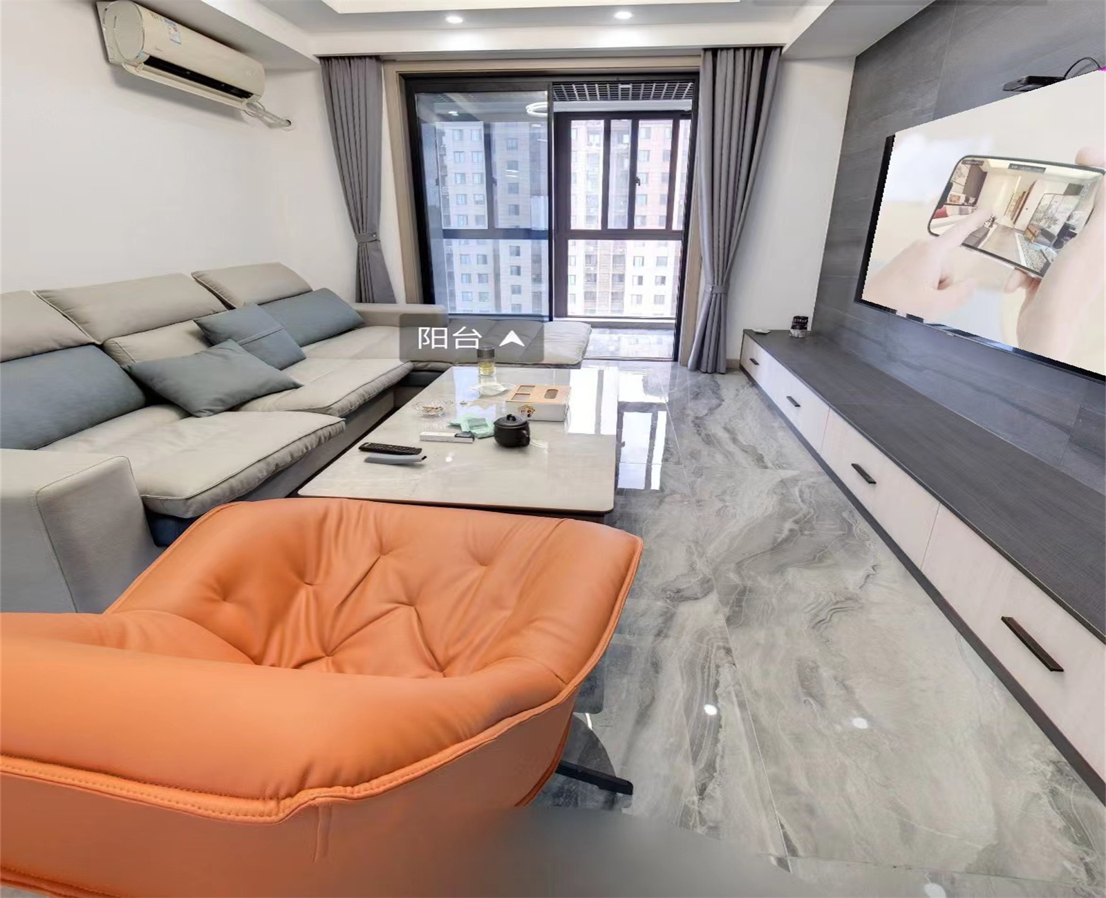 中桥名邸 2室1厅1卫 114.00m&sup2;