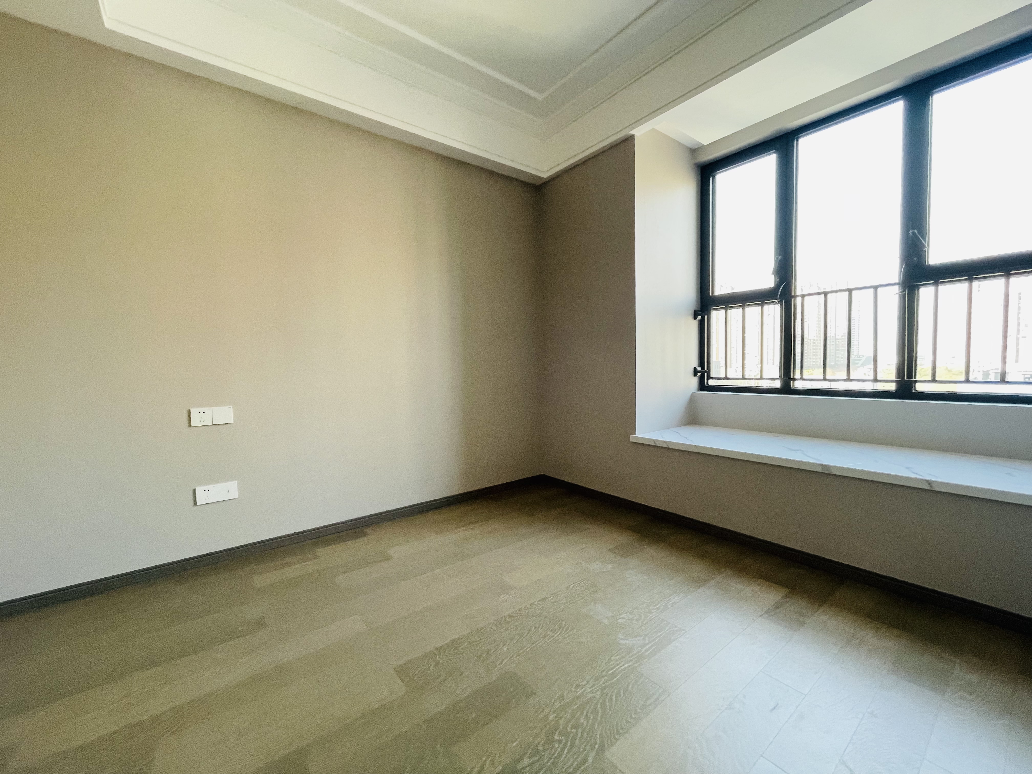 绿城&middot;诚园 4室2厅2卫 160m&sup2;