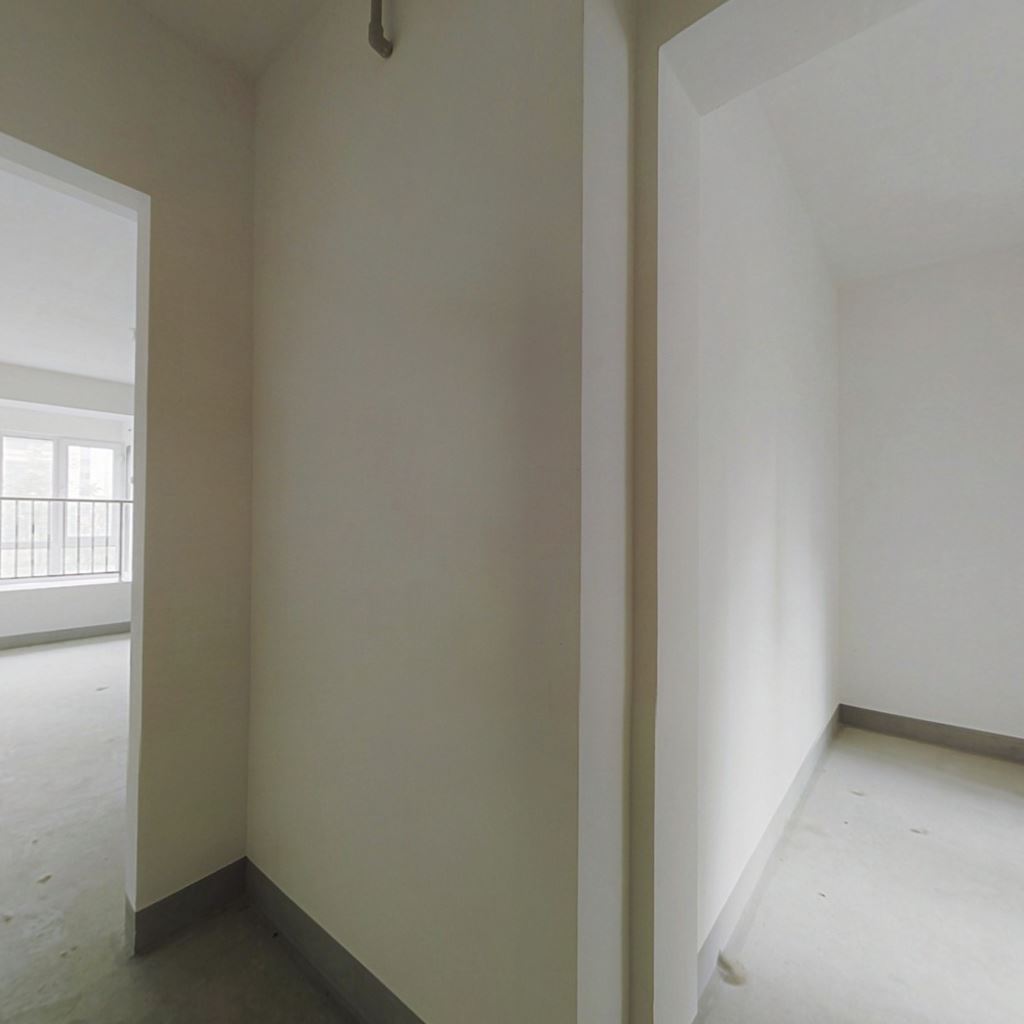 华润悦锦湾 3室2厅2卫 139.00m&sup2;